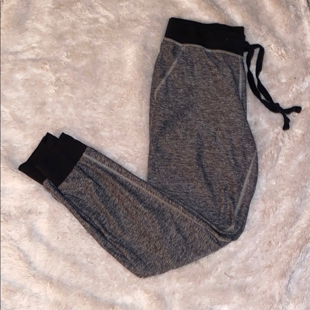 Victoria’s Secret PINK Ultimate Yoga Jogger Pants
